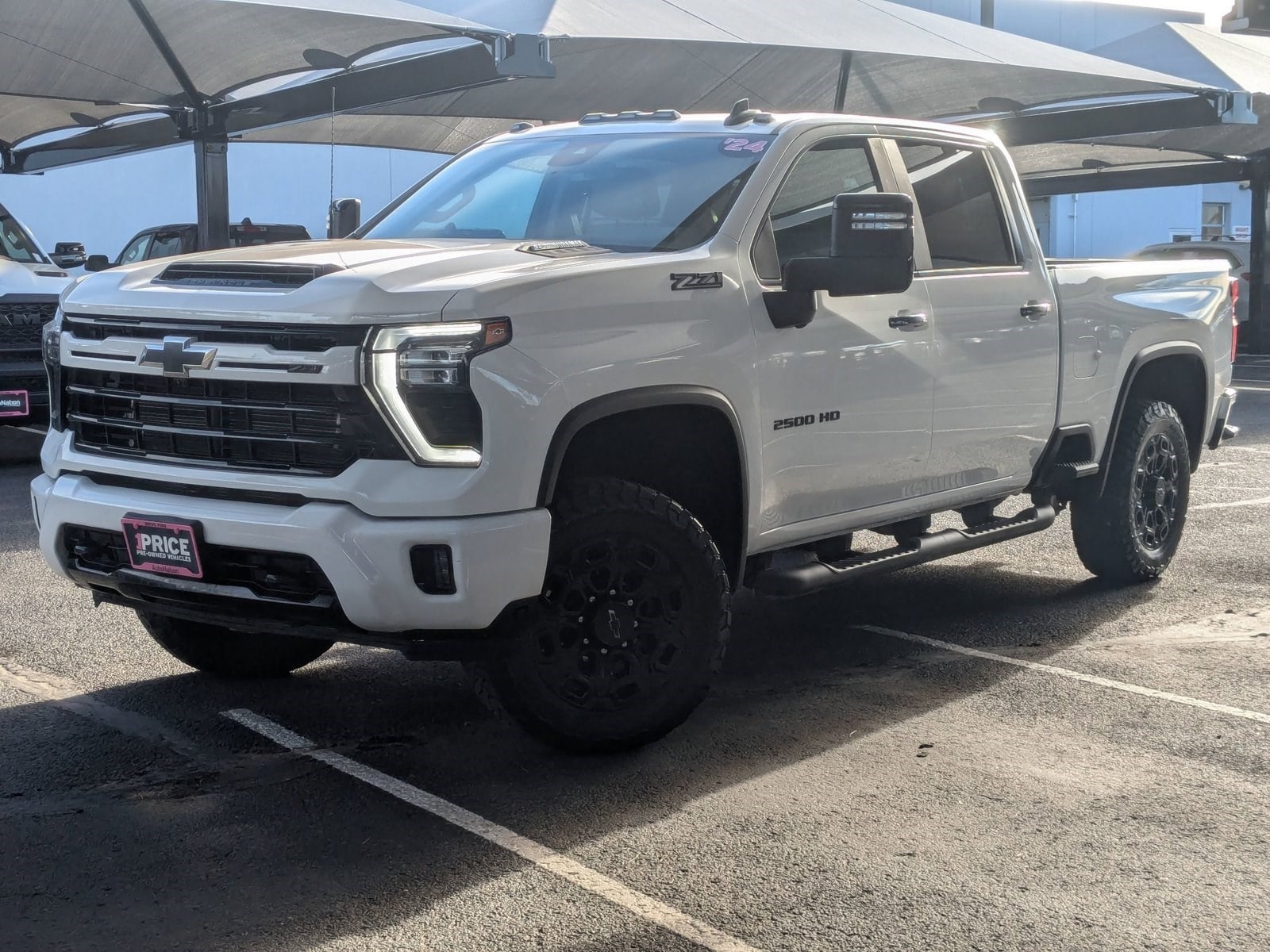 2024 Chevrolet Silverado 2500HD LT's photo
