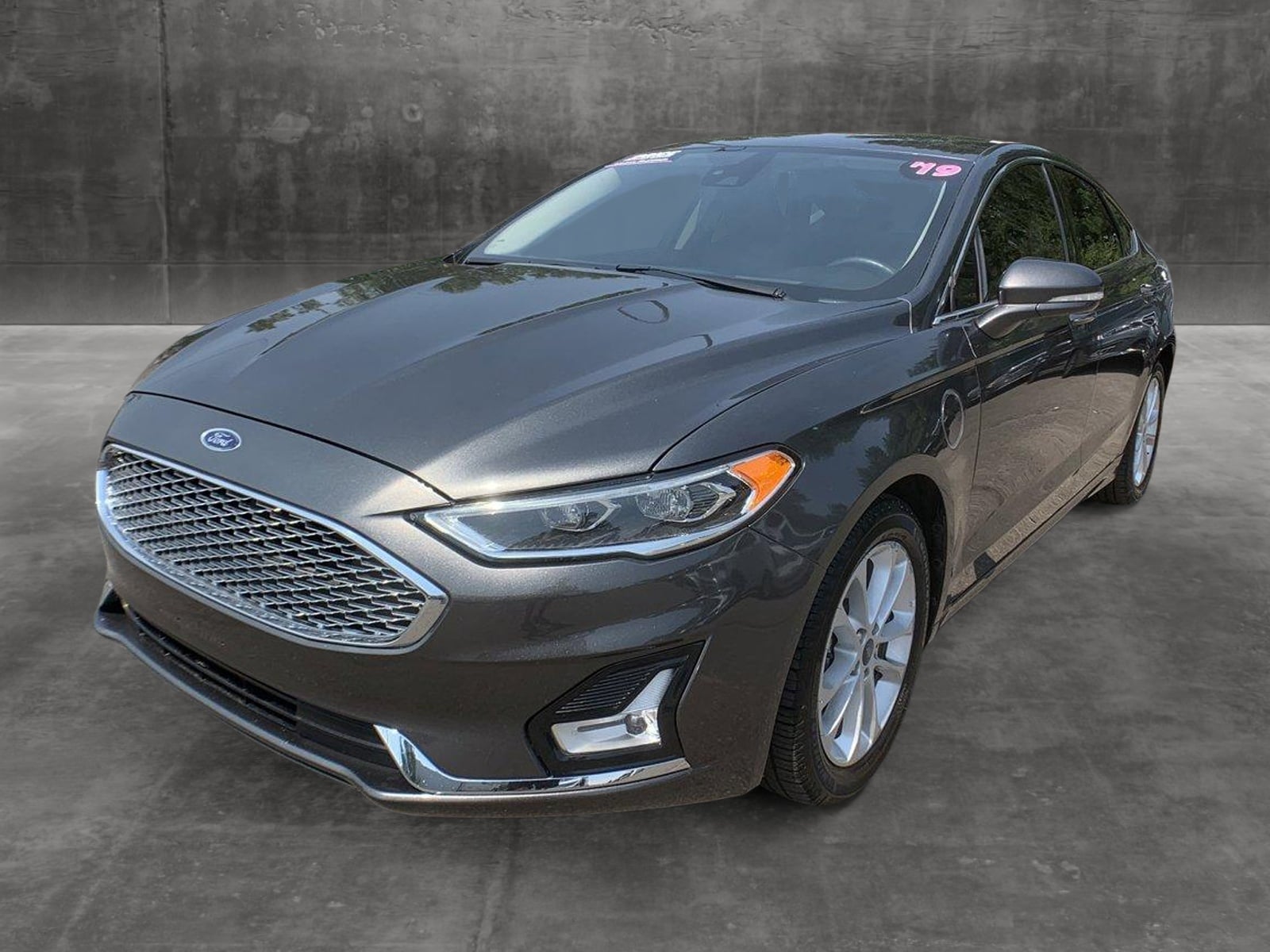 Used 2019 Ford Fusion Energi Titanium with VIN 3FA6P0SU4KR148408 for sale in Littleton, CO