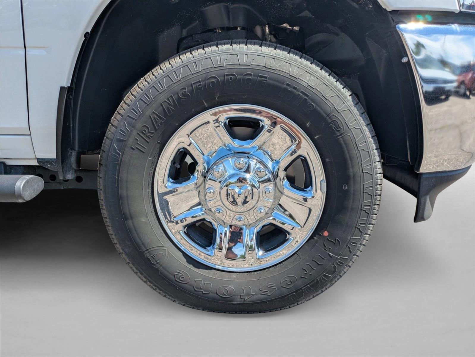 2025 RAM 3500 Tradesman - Photo 16