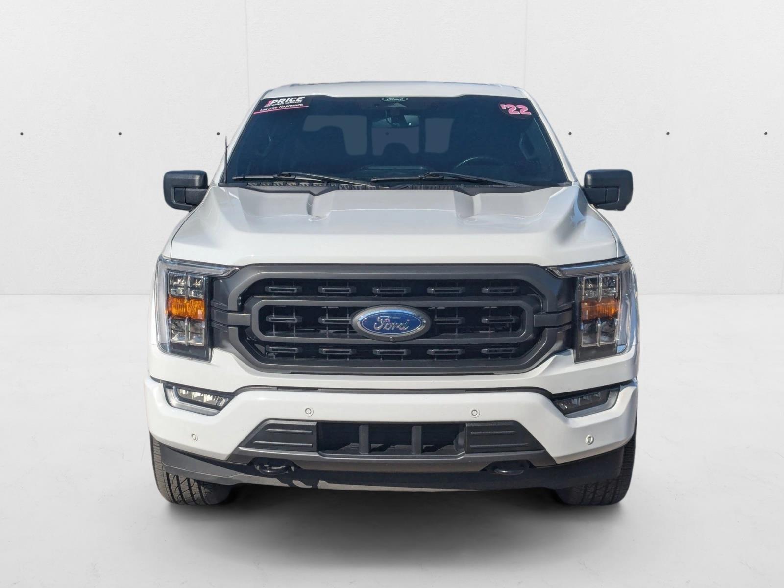 2022 Ford F-150 XLT photo 2