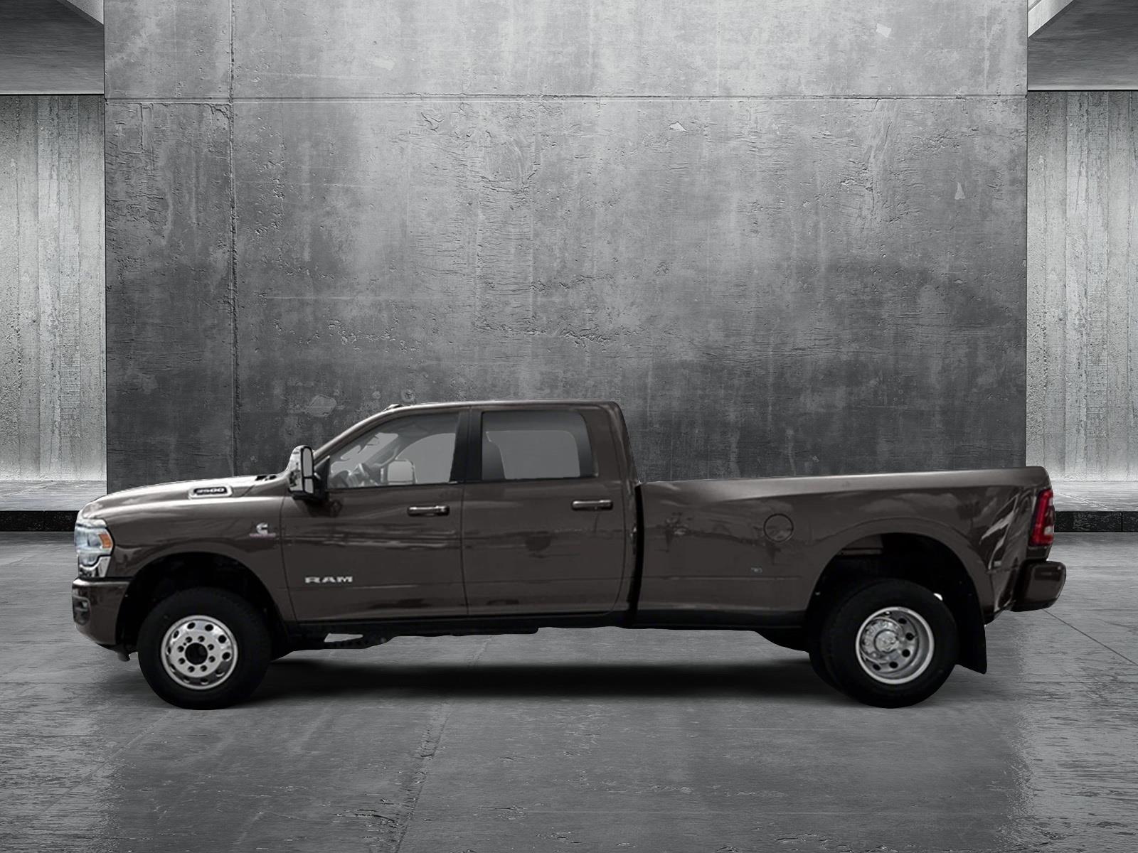 2025 Ram 3500 Big Horn photo 2