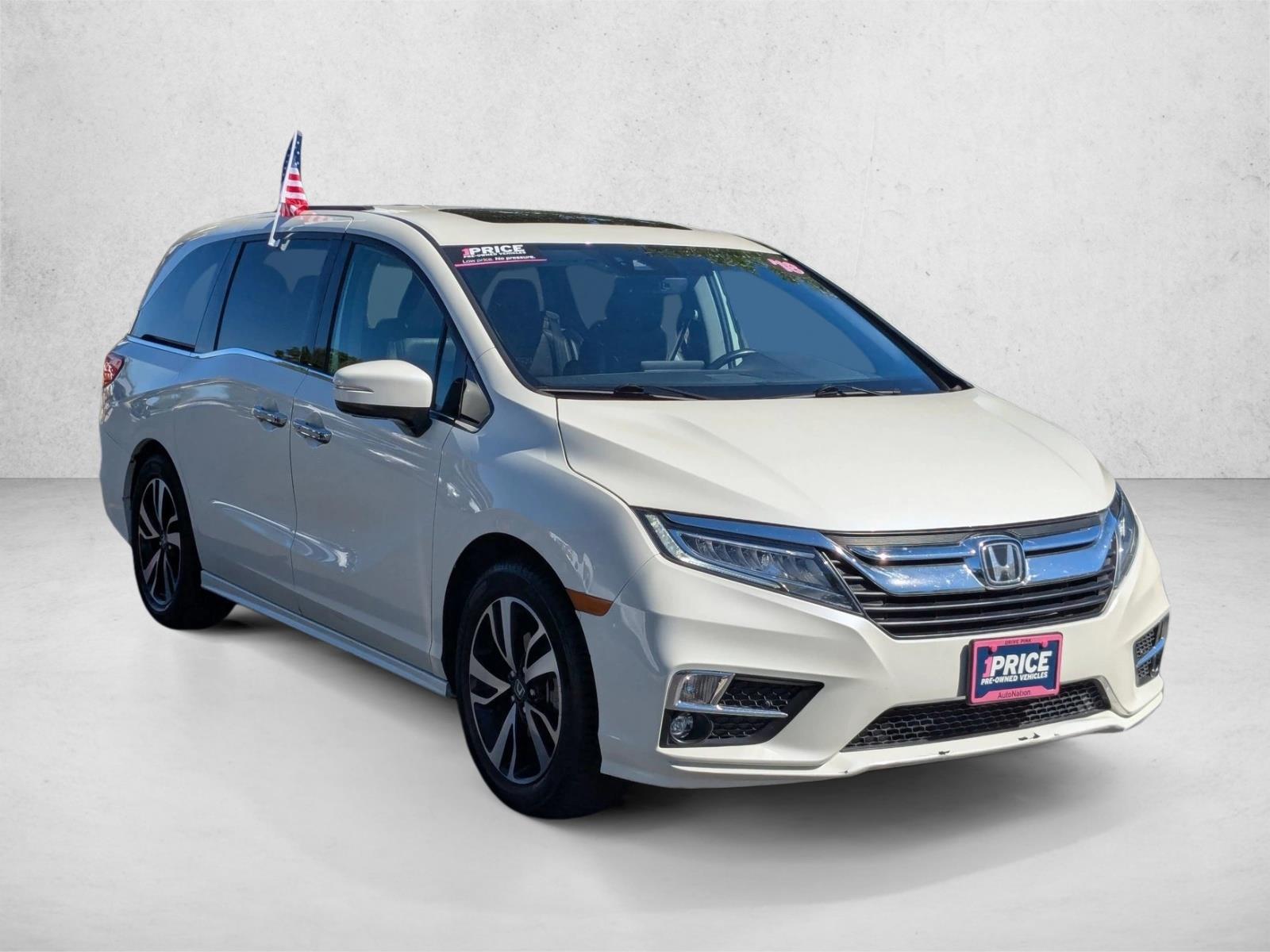 2018 Honda Odyssey Elite photo 3