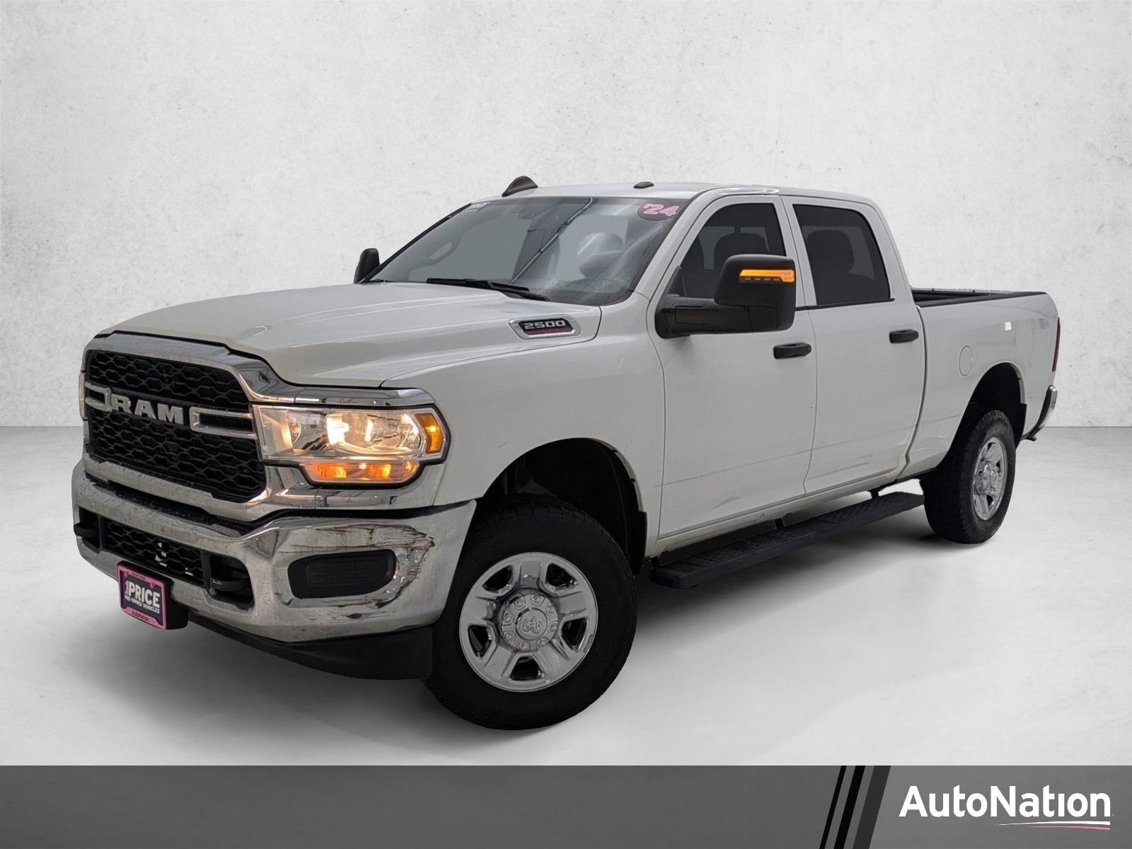 2024 RAM 2500 Tradesman 4X4 Crew Cab SWB's photo