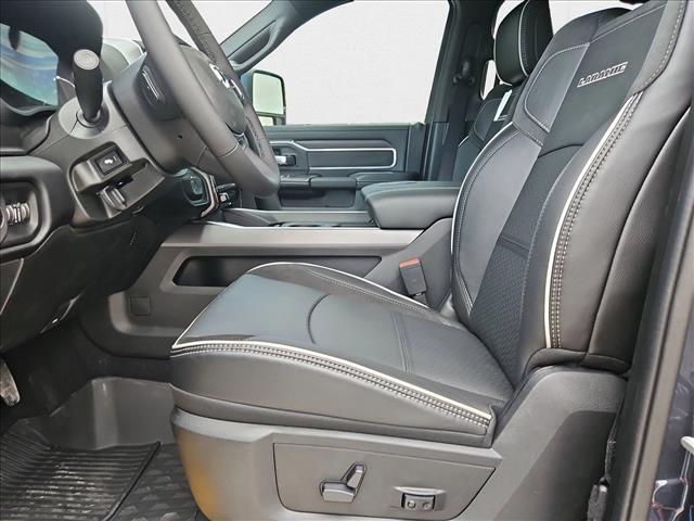 2025 Ram 2500 Laramie photo 4