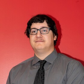 Staff member Brandon from ID_209b6115cedc