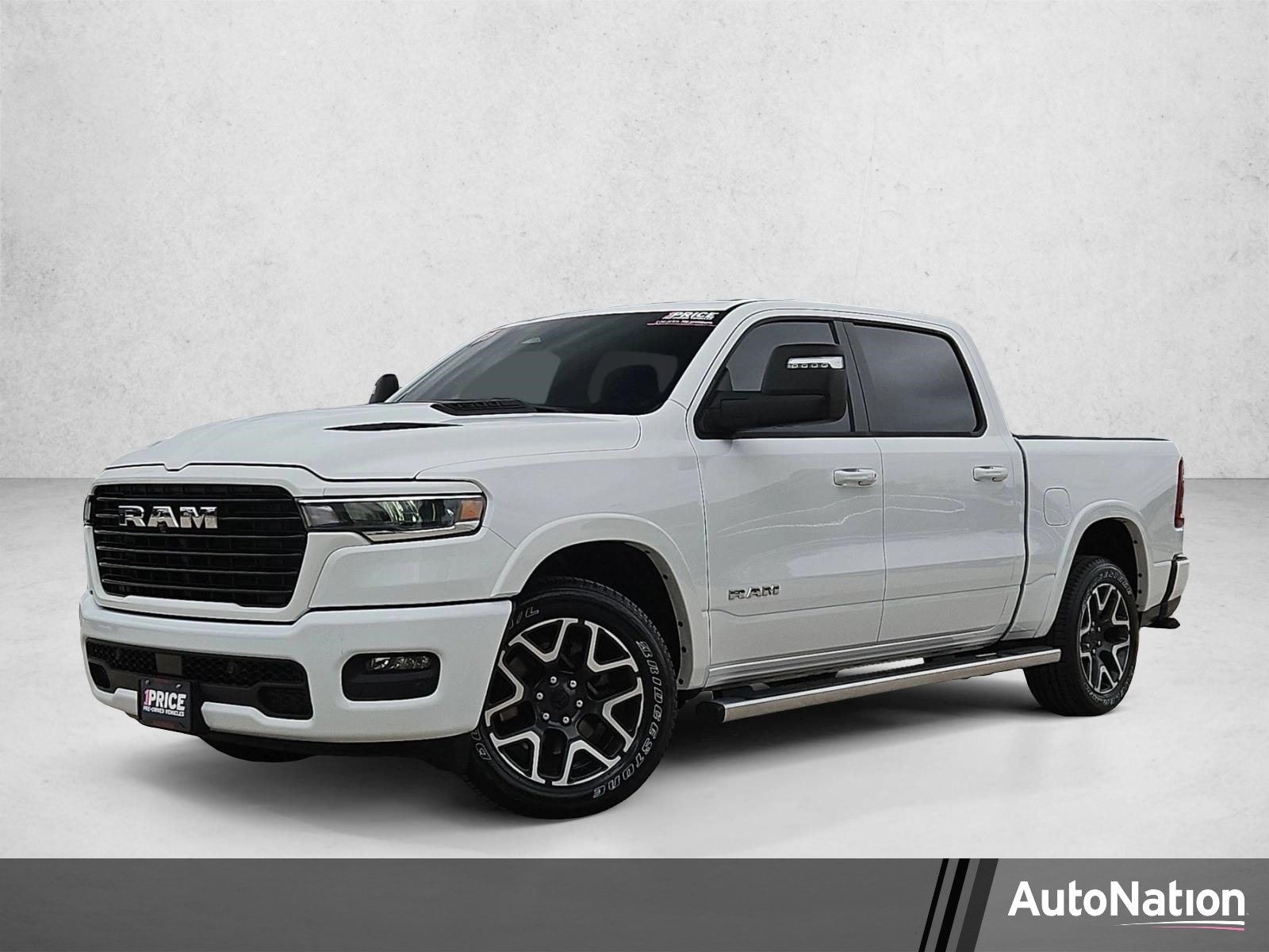 2025 RAM 1500 Laramie 4x4 Crew Cab 5'7's photo