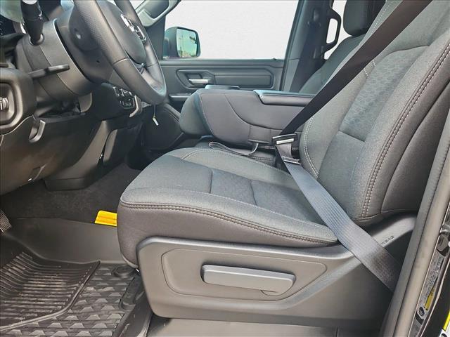 2026 Ram 1500 Warlock photo 4