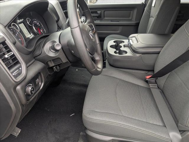 2025 Ram 2500 Tradesman photo 4