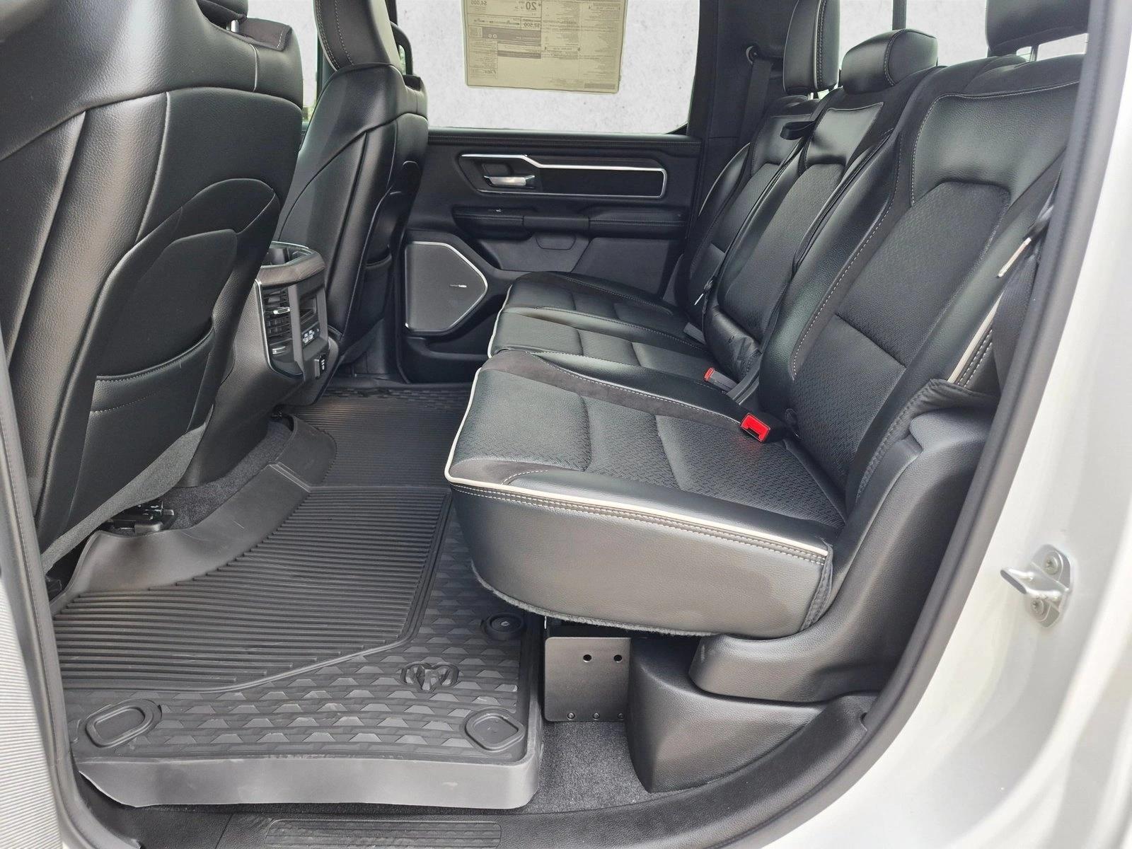 2026 RAM 1500 Laramie - Photo 17