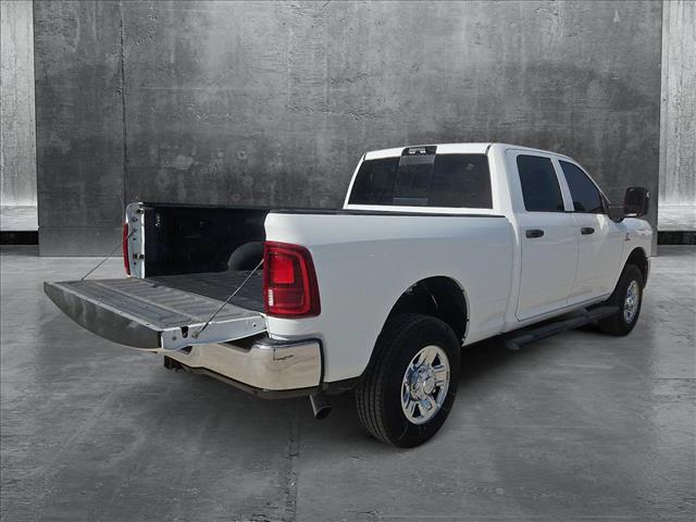 2025 Ram 2500 Tradesman photo 2