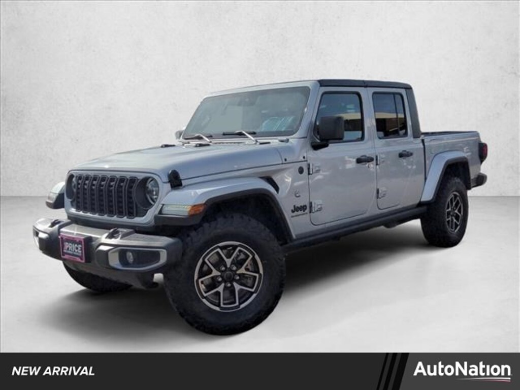 Used 2024 Jeep Gladiator Sport S Truck Crew Cab