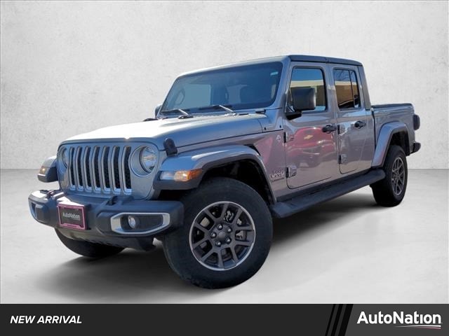 2021 Jeep Gladiator Overland's photo