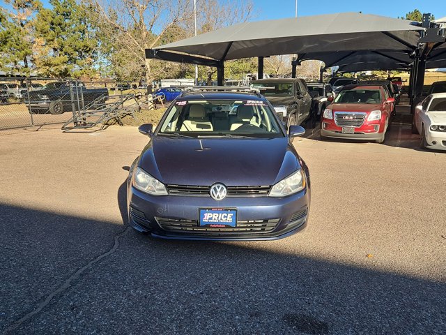 2015 Volkswagen Golf SportWagen TDI S photo 2