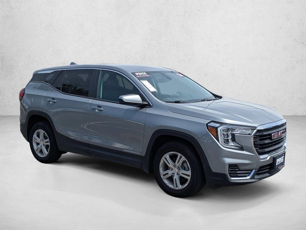 Used 2024 GMC Terrain SLE SUV