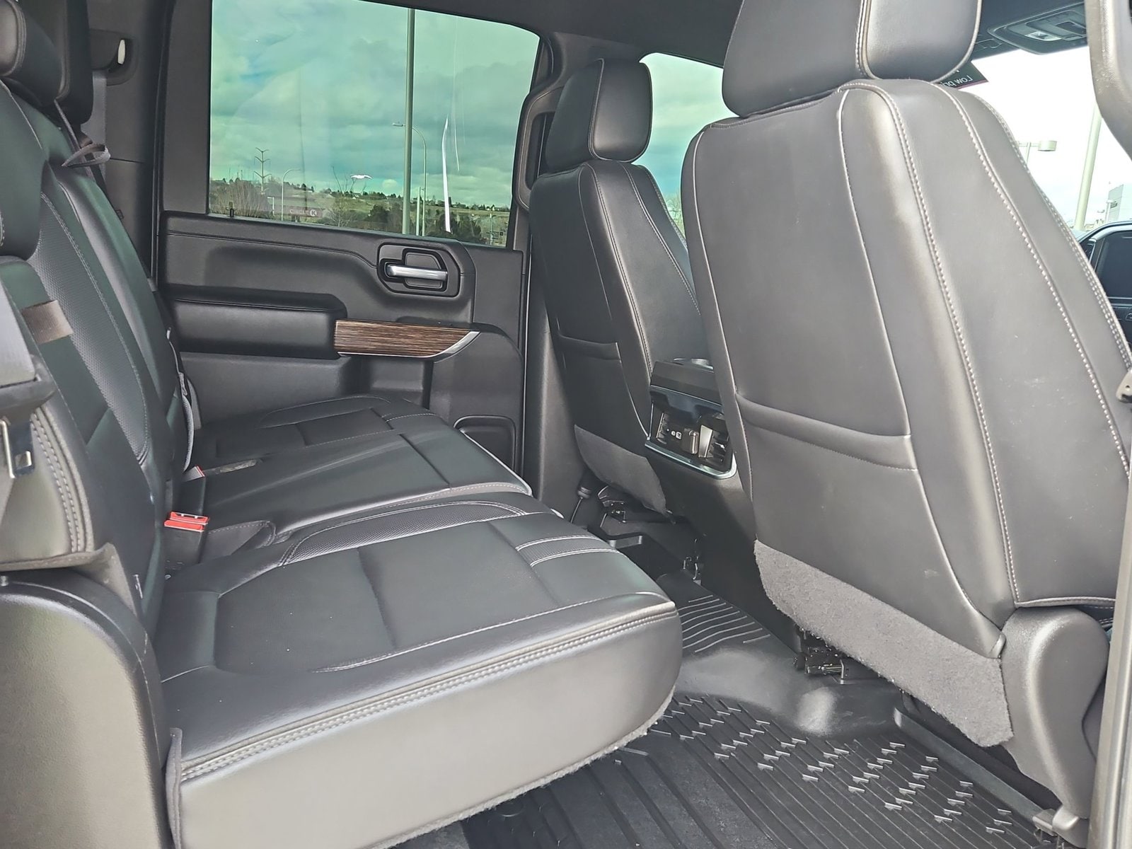 2022 Chevrolet Silverado 3500HD High Country - Photo 17