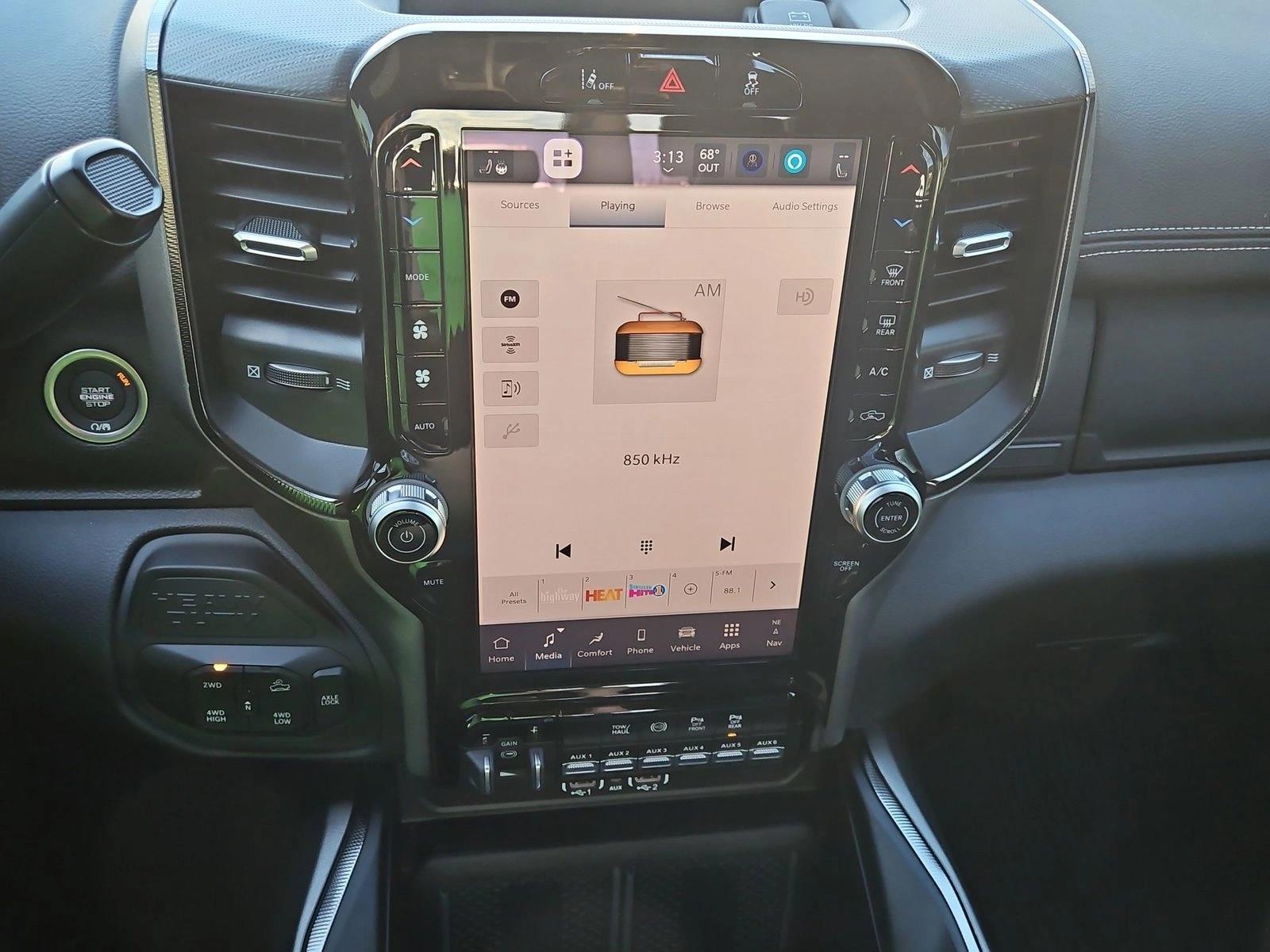 2025 RAM 2500 Rebel - Photo 12
