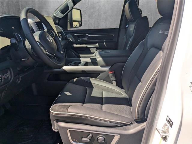2025 Ram 1500 Laramie photo 4