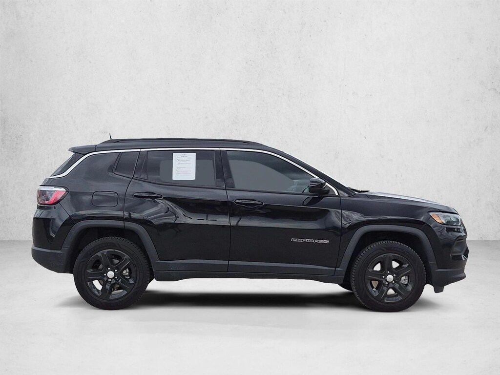 Used 2023 Jeep Compass Latitude SUV