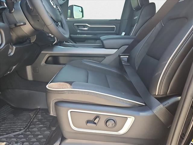 2026 Ram 1500 Laramie photo 4