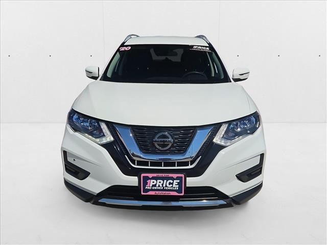 2020 Nissan Rogue SV photo 2
