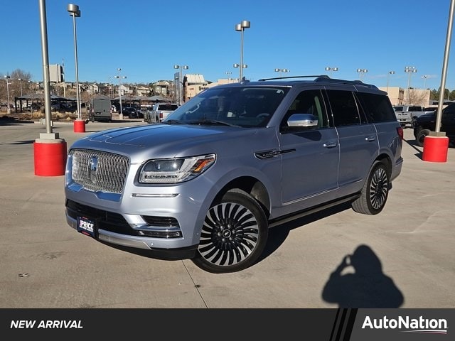 2019 Lincoln Navigator Black Label's photo