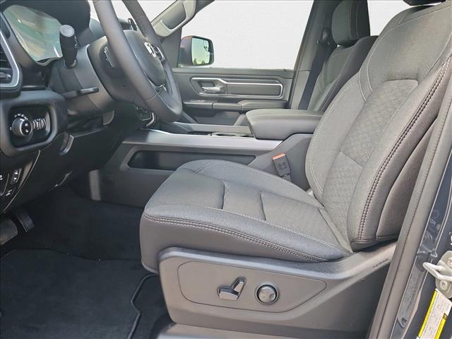 2026 Ram 1500 Big Horn photo 4