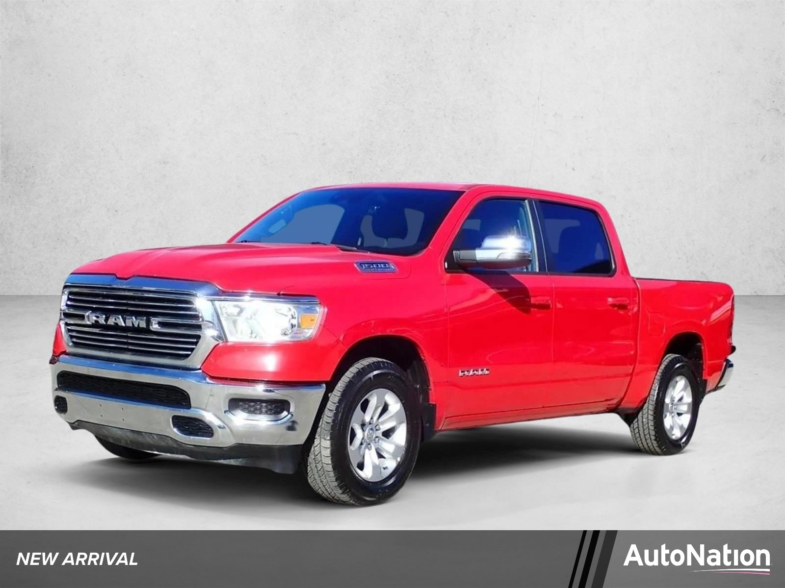 2023 RAM 1500 Laramie 4x4 Crew Cab 5'7's photo