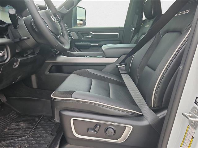2025 Ram 1500 Laramie photo 4