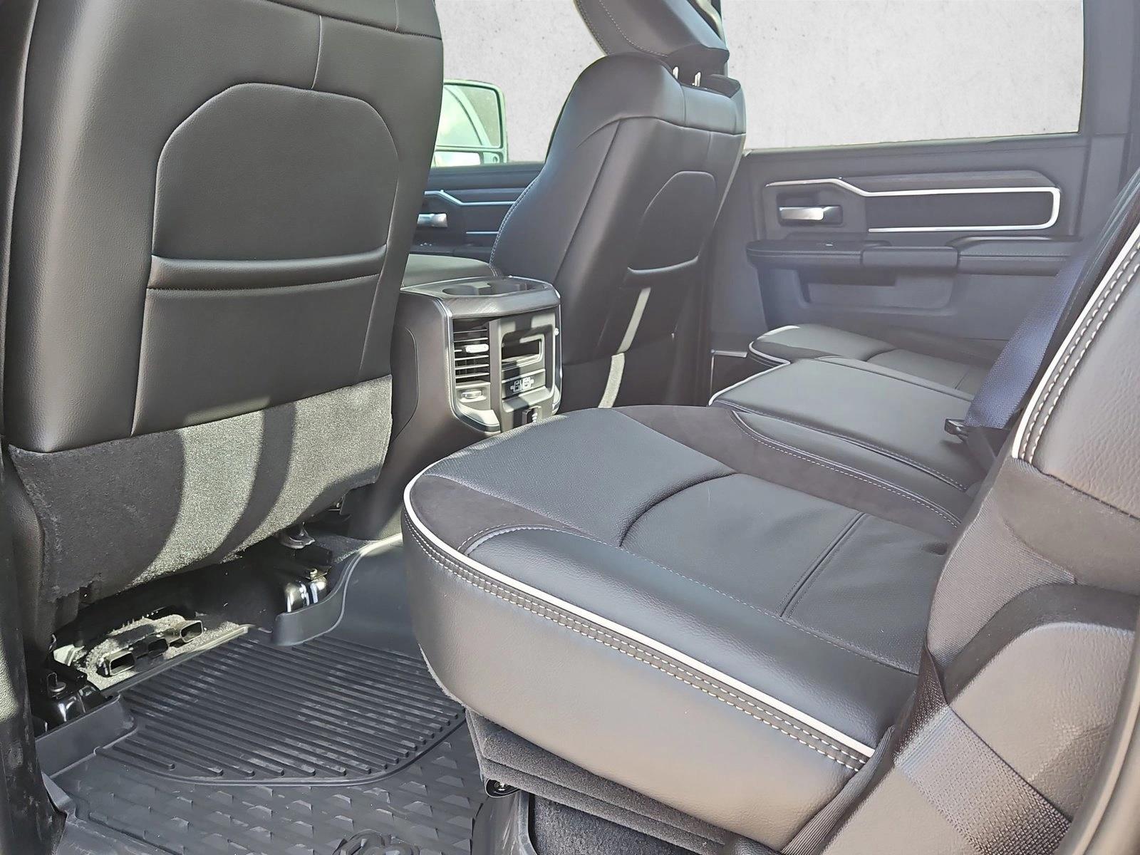 2025 RAM 2500 Laramie - Photo 16