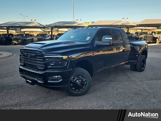 2026 RAM Ram 3500 Pickup Laramie's photo