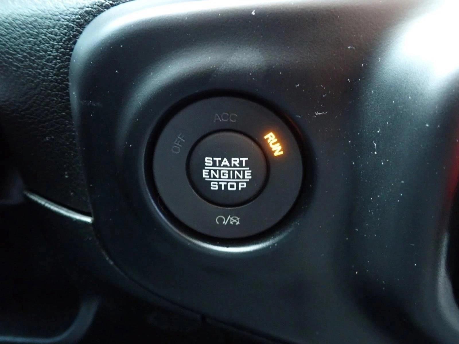2022 Jeep Wrangler Unlimited Sahara Altitude - Photo 23
