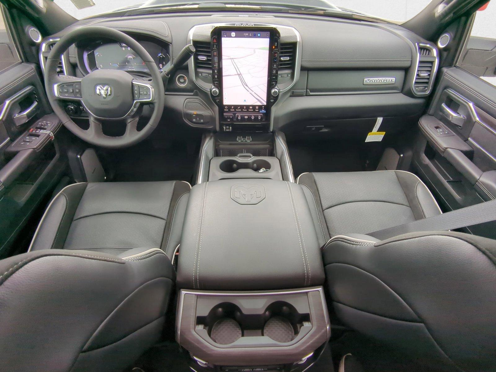 2025 RAM 2500 Laramie - Photo 15