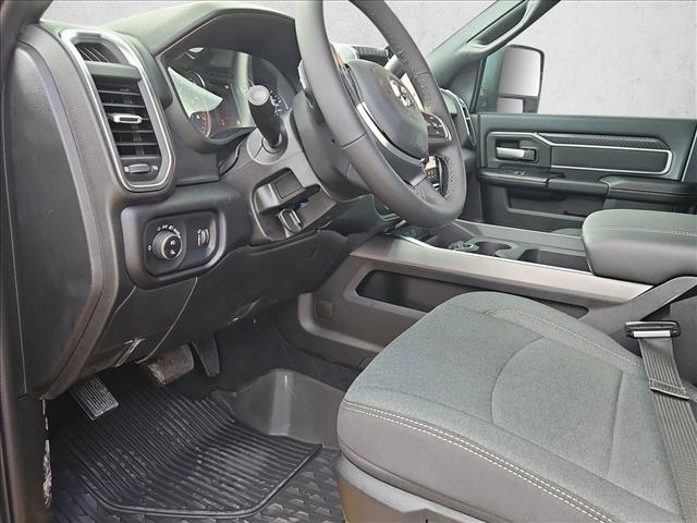 2026 Ram 2500 Big Horn photo 3