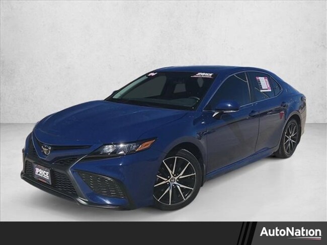 2024 Toyota Camry SE Sedan