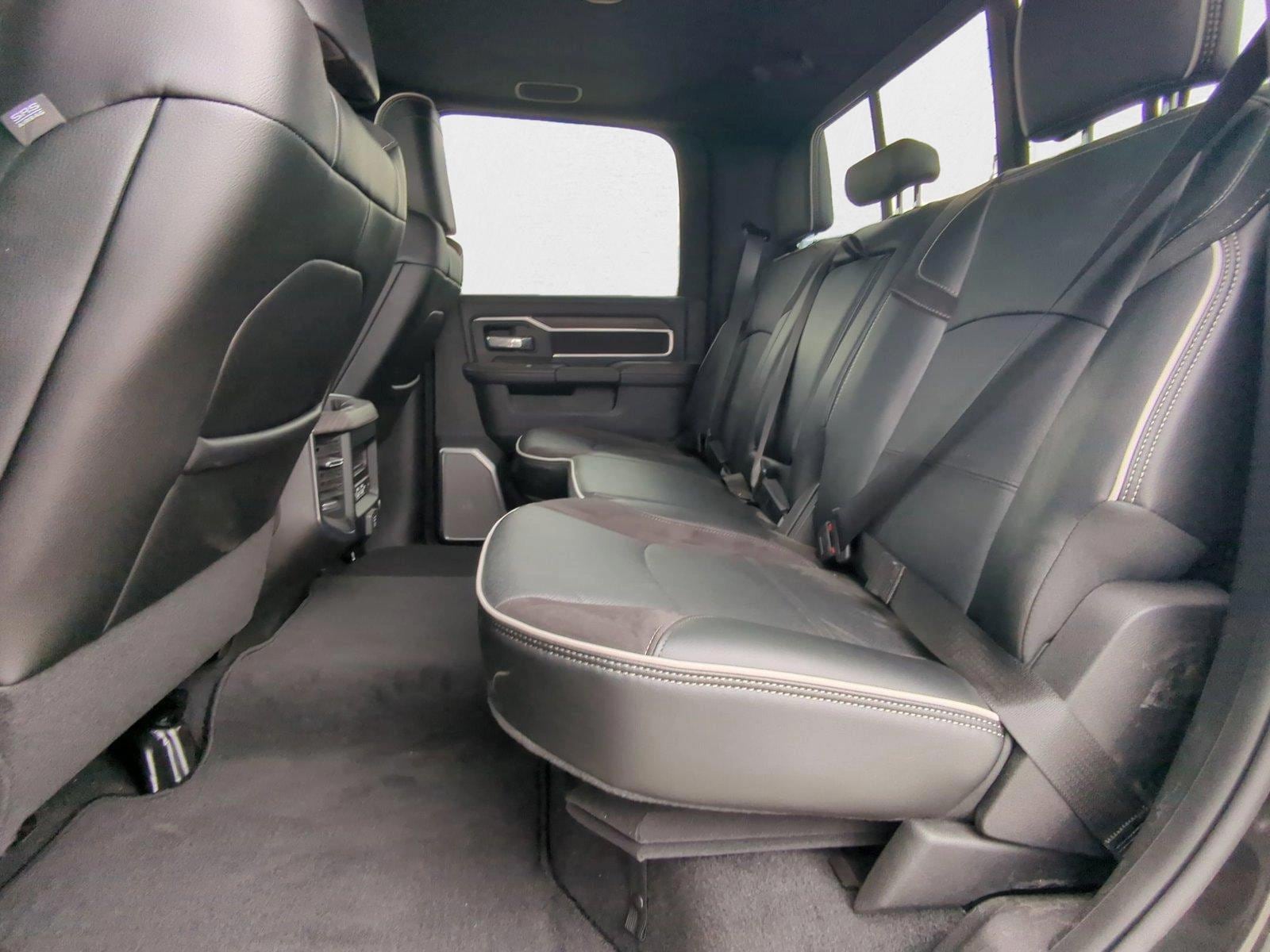 2025 RAM 2500 Laramie - Photo 16