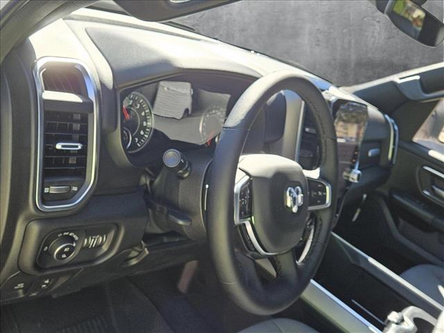 2025 Ram 1500 Big Horn photo 3