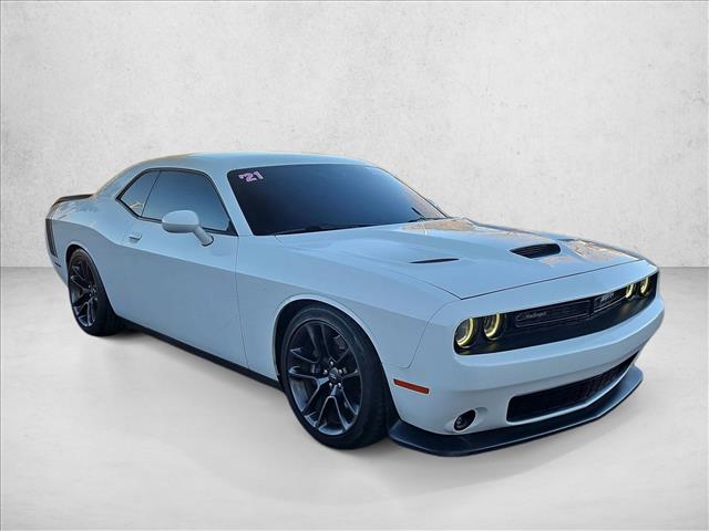 2021 Dodge Challenger R/T Scat Pack photo 3