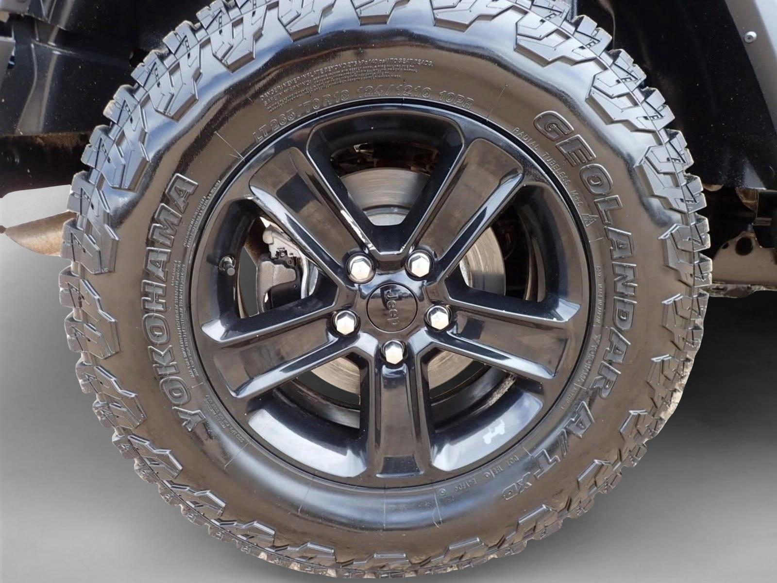 2022 Jeep Wrangler Unlimited Sahara Altitude - Photo 7