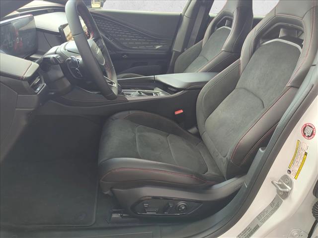 2026 Dodge Charger Daytona Scat Pack photo 4