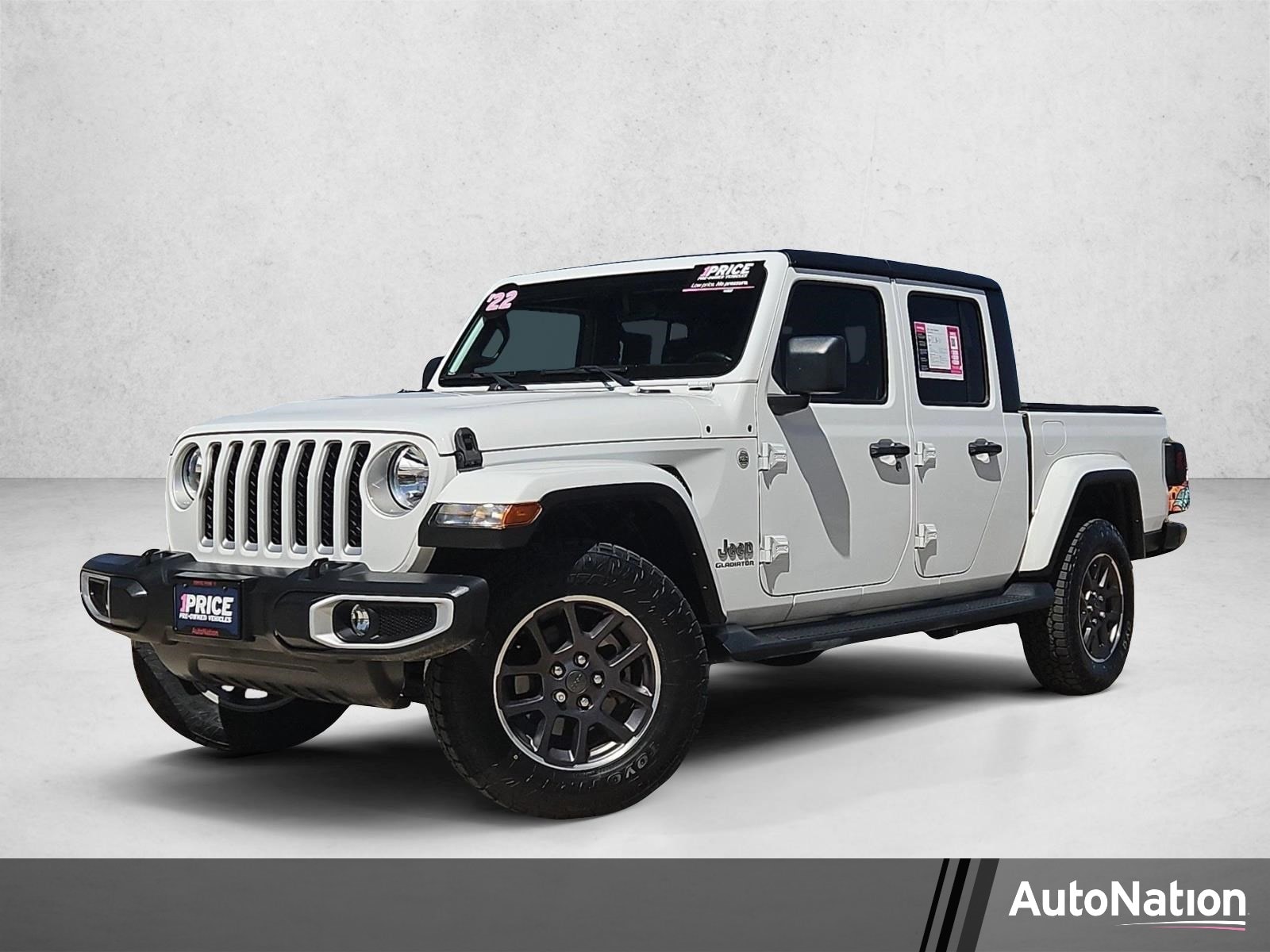 2022 Jeep Gladiator Overland's photo