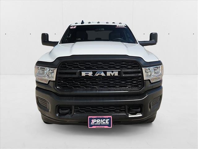 2022 Ram 3500 Tradesman photo 2