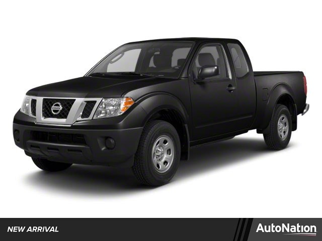 2011 Nissan Frontier 4.0 PRO-4X King Cab 4X4 AT's photo
