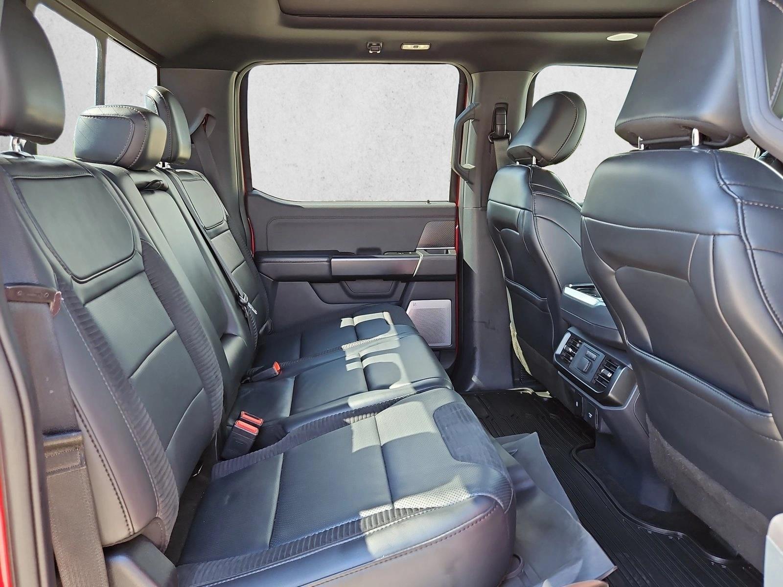 2022 Ford F-150 Raptor - Photo 18
