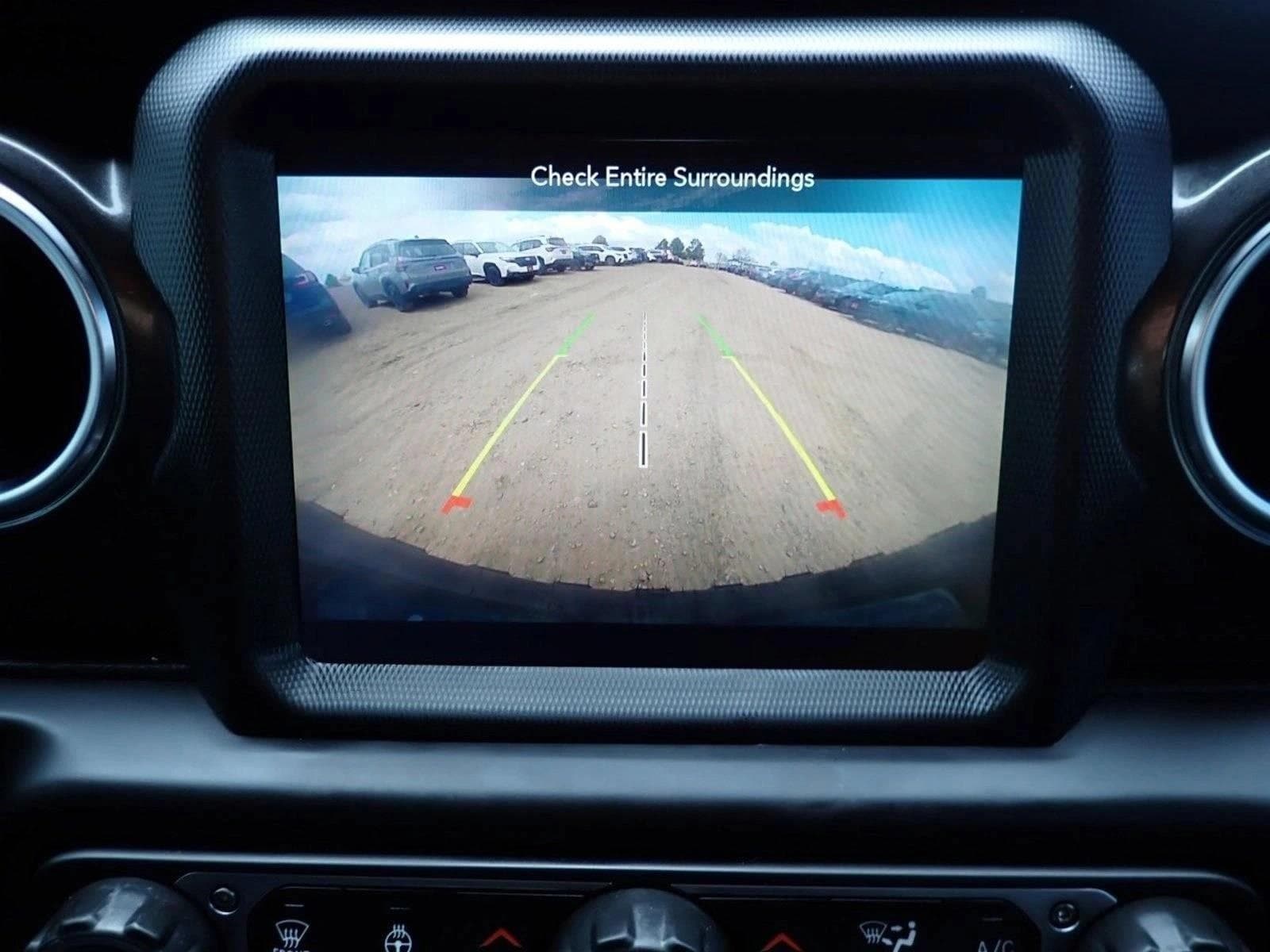 2022 Jeep Wrangler Unlimited Sahara Altitude - Photo 16