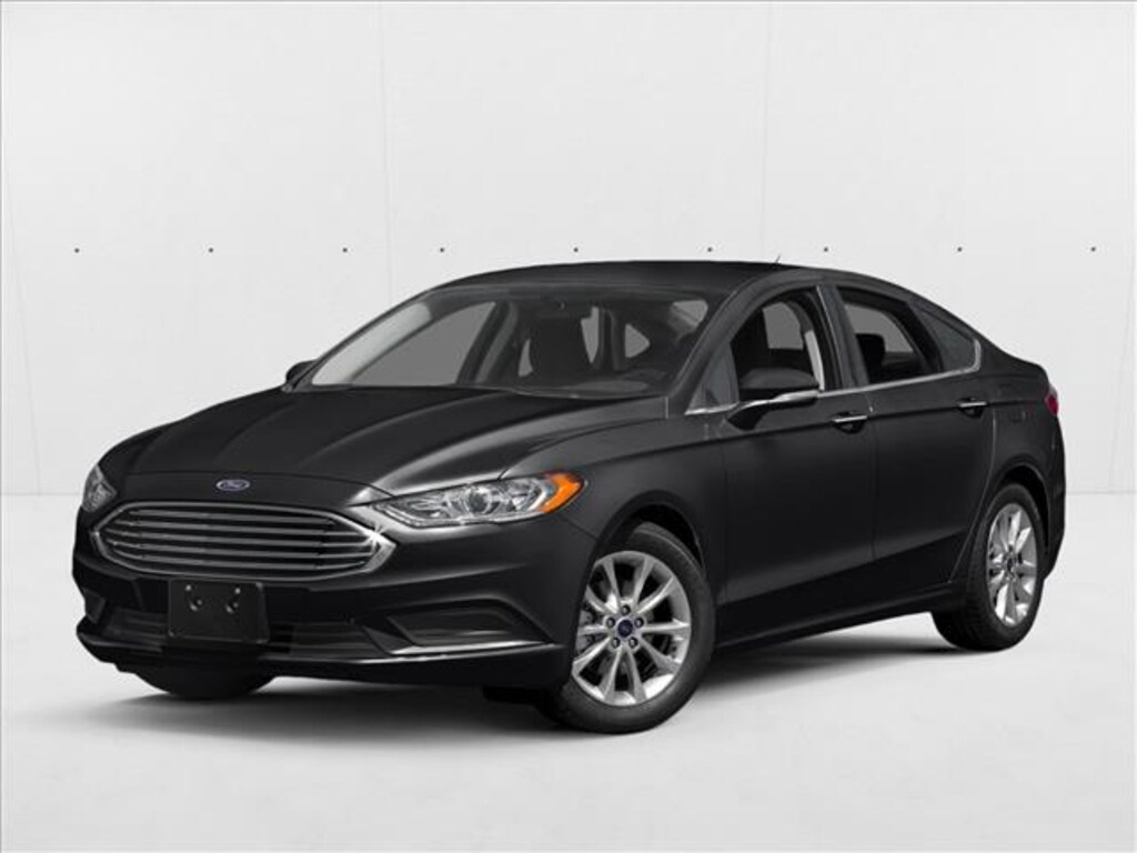 Used 2017 Ford Fusion SE Sedan