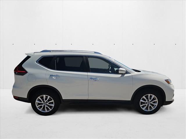 2020 Nissan Rogue SV photo 4