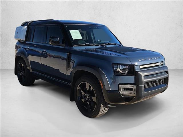 2023 Land Rover Defender X-Dynamic SE photo 3