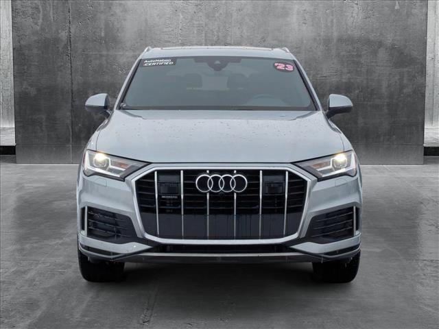 2023 Audi Q7 45 Premium photo 2