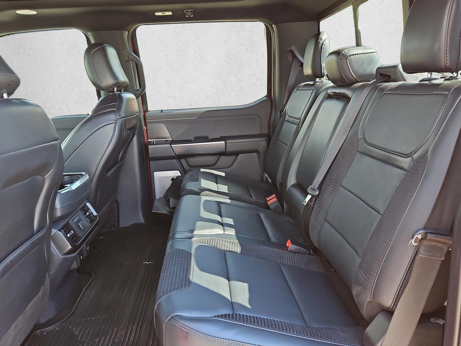 2022 Ford F-150 Raptor - Photo 17