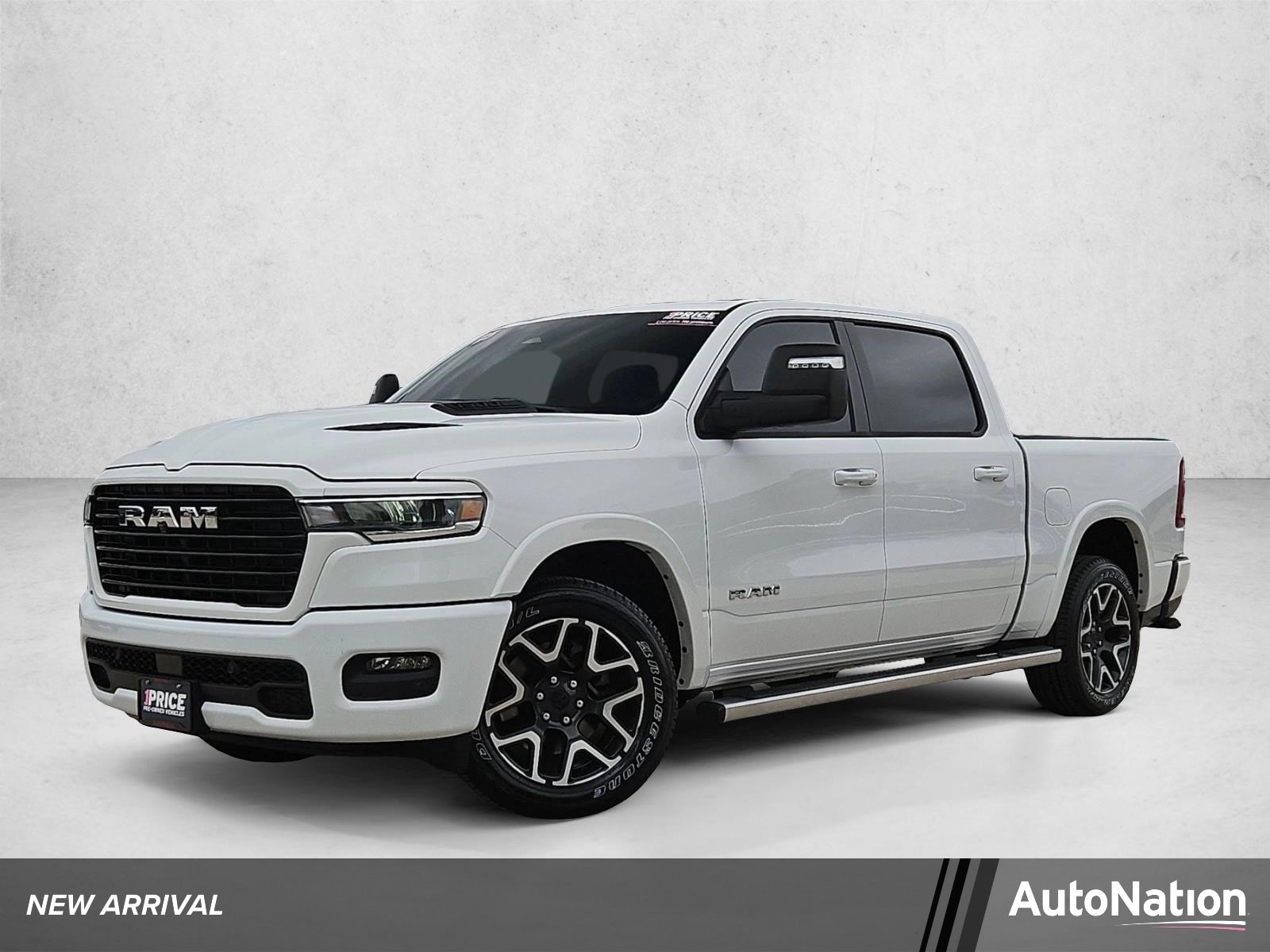 2025 RAM 1500 Laramie 4x4 Crew Cab 5'7's photo